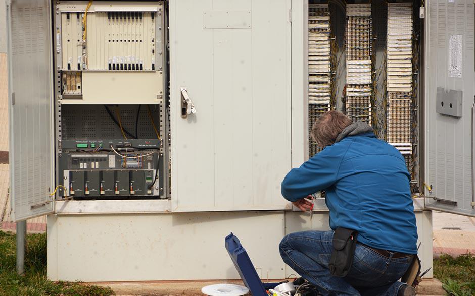 besoin d'un électricien Saint-Rémy-la-Vanne